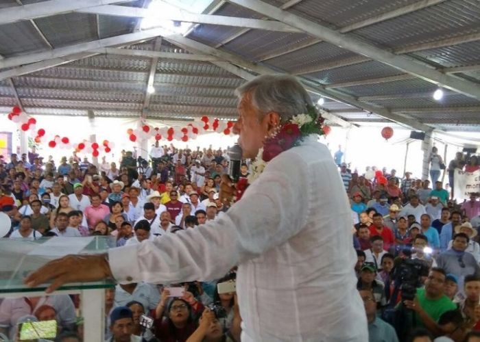 Andrés Manuel López Obrador, expresidente del partido Movimiento de Regeneración Nacional. 