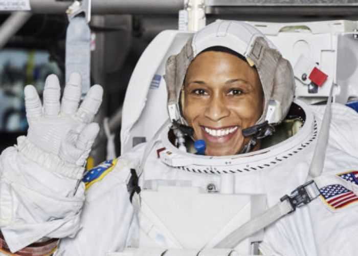 Jeanette Epps fue retirada por la NASA de una próxima misión espacial