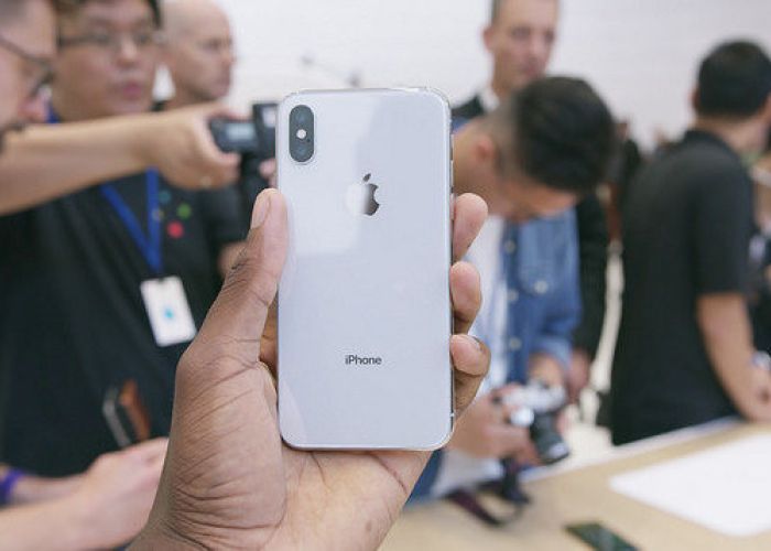La caída en interés por el iPhone X puede deberse al precio elevado y la falta de características interesantes