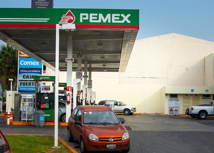 El gobierno renunció a 67 mil 934 millones de pesos para intentar mantener bajo el precio de la gasolina.