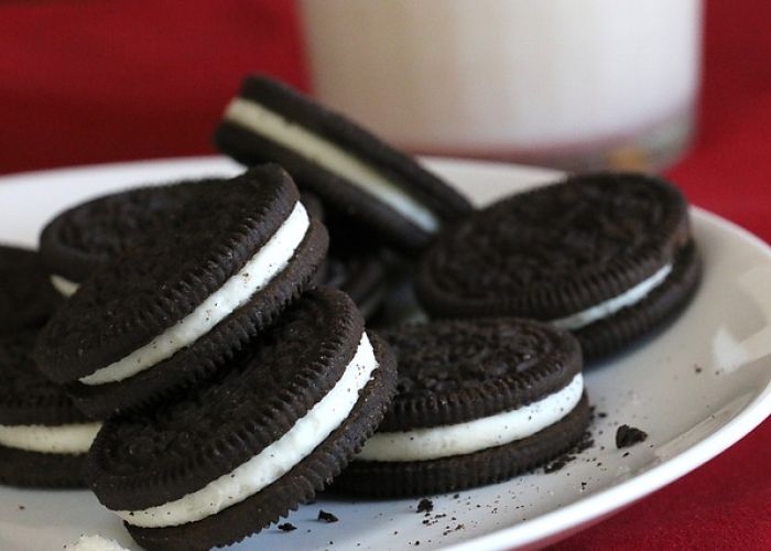 El años pasado los fabricantes de galletas Oreo comenzaron a operar con mano de obra mexicana