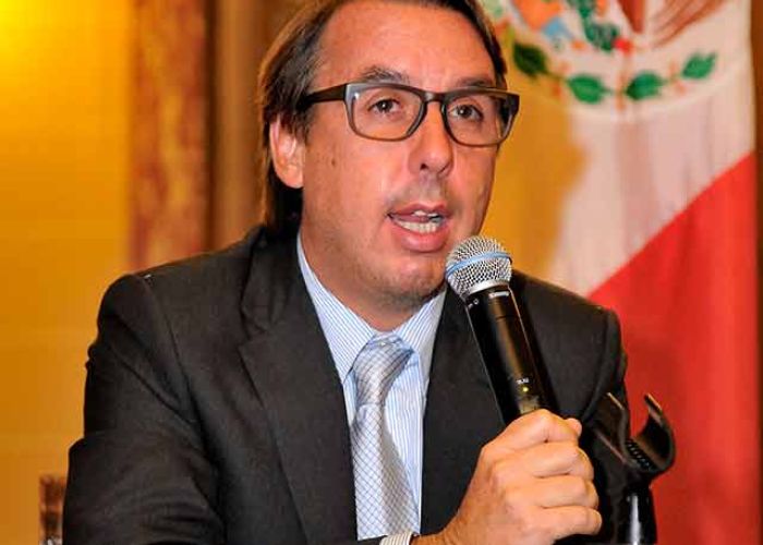 La venta de contenidos y la pérdida de la audiencia joven es el talón de Aquiles de Televisa.