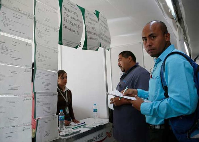 Feria de empleo en Tonalá, Jalisco por parte del gobierno de Aristóteles Sandoval en abril de 2013. Foto: Gobierno estatal. 