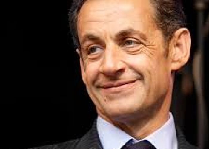 Detienen a expresidente francés Nicolás Sarkozy