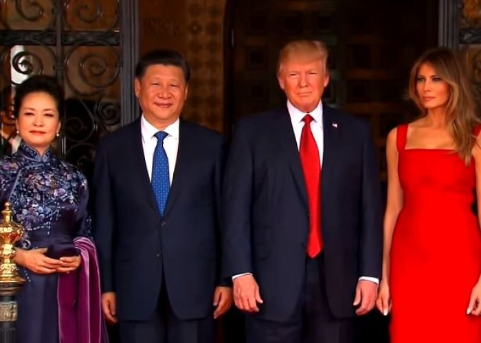 Xi JingPing, presidente de China, junto con su esposa en su visita a los Estados Unidos. 