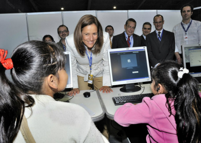 Margarita Zavala propone Seguro de Gastos Médicos/ Fuente: Flickr