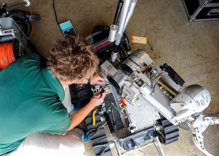 Los trabajadores jóvenes enfrentan mayor riesgo de automatización que sus mayores (Foto: Colby L. Hardin/Fuerza Aérea de Estados Unidos)