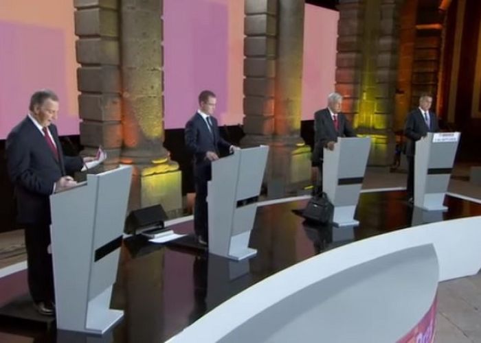 Para aligerar el costo del debate presidencial, las universidades podrían concursar por organizarlo como en Estados Unidos.  