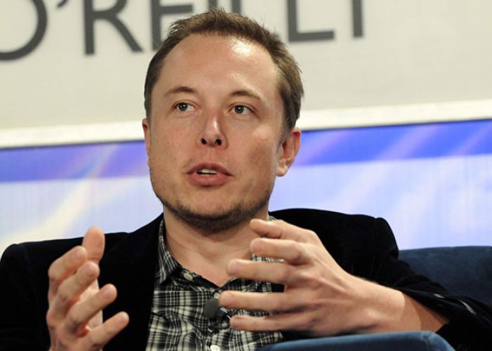 La idea de Elon Musk surgió durante una trifulca con periodistas en Twitter (Foto: J.D. Lasica)