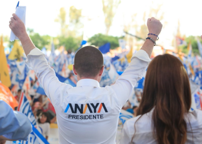 Anaya publicó en su twitter una fotografía cerrando su campaña electoral.