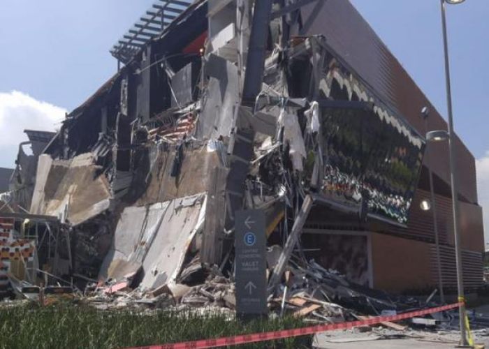 Derrumbe en Plaza Comercial al Sur de la CDMX Foto: Twitter @FaustoLugo