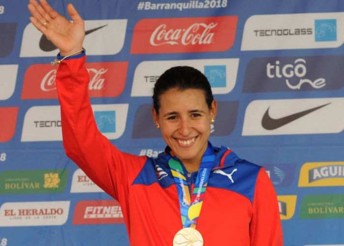 Arlenis Sierra ganando en ciclismo contrarreloj femenil en Centroamericanos de Barranquilla 2018. Foto: Omara García para TV Granma.