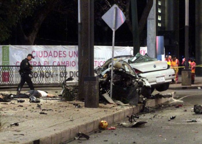 En México 16 mil personas pierden la vida en accidentes vehiculares al año, más de 134 mil personas resultan lesionadas y 40 mil mexicanos quedan anualmente con algún tipo de discapacidad para el resto de sus vidas.