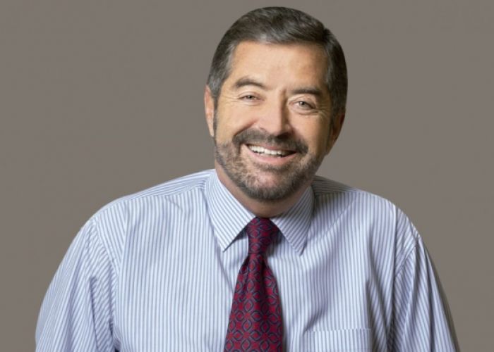 El Dr. Juan Ramón de la Fuente fue rector de la Universidad Autónoma de México de 1997 a 2007 y fue presidente del Programa de Naciones Unidas contra el SIDA, además de ocupar otros cargos de alto valor.