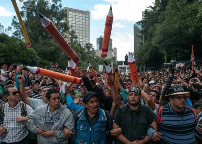 Las apariciones mediáticas de Esteban Moctezuma Barragán no han convencido a la CNTE (Foto: Eneas de Troya)