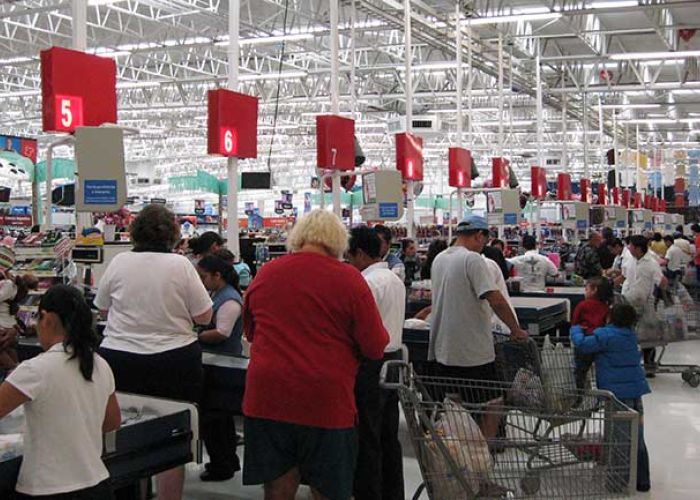 Walmart continúa con su política de expansión en el sector popular de México (Foto: Bill McChesney)