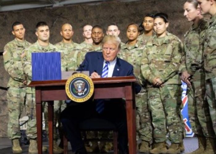 Donald Trump no cede en su guerra comercial con China.