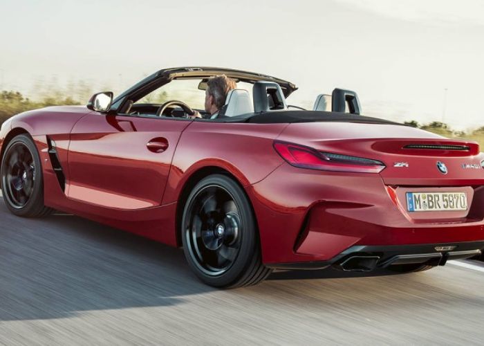 BMW Z4 M40i First Edition Foto: autoweek.com