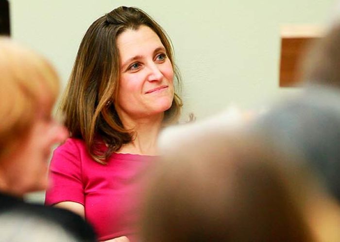 “Las reglas de origen en el sector automotriz son el corazón del TLCAN” comentó la secretaria de Relaciones Exteriores, Chrystia Freeland. Foto: Joseph Morris / algunos derechos reservados.