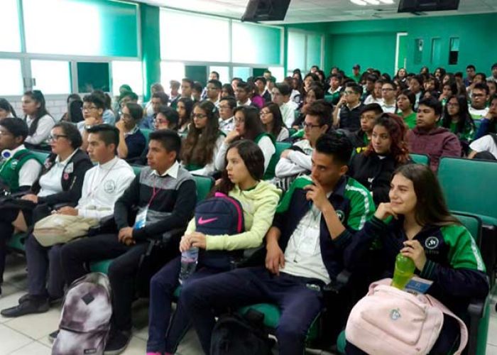 El índice de eficiencia terminal en el nivel universitario cayó a 71.5% en los últimos seis años (Foto:@UPVM_oficial)