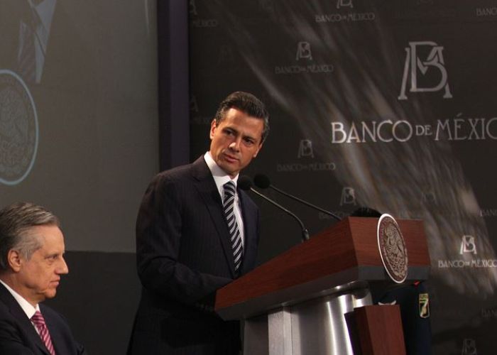 La junta de gobierno del Banco Central tiene salarios similares al del presidente Enrique Peña Nieto.