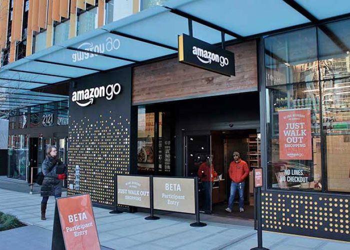 Amazon también ofrece productos propios dentro de su plataforma (Foto: Sounder Bruce)