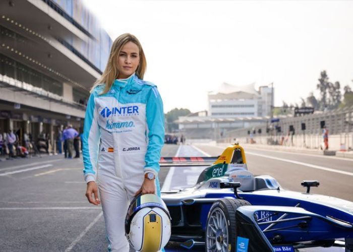 La premisa de W Series es darle oportunidades a ellas para que ganen experiencias en su camino hacia la Fórmula 1 (Foto: Twitter@F1Teamracing)