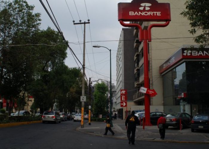 Banorte acumula una caída de 19.32% desde la apertura del mercado del jueves 8 de noviembre. 