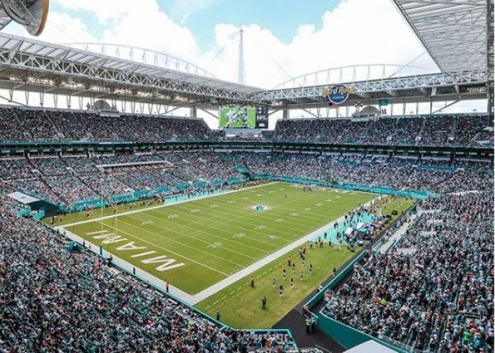 Todavía hay posibilidad de ver un partido en vivo, si te atreves a viajar un fin de semana con ese objetivo (Foto: Instagram @hardrockstadium).