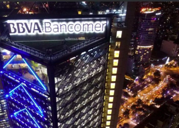 Hay comisiones por servicios en los que Bancomer otorga más de 90%, como es el caso de aquellas por créditos automotrices donde aporta el 92.93% 