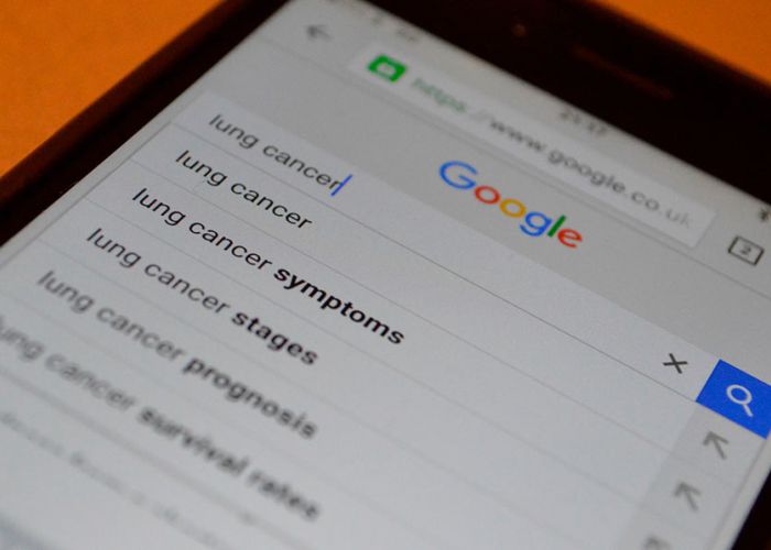 Los resultados de búsqueda personalizados que ofrece Google pueden ser fuente de peligro en casos como la resolución de dudas sobre temas de salud (Foto:Patient Power)