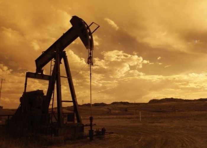 La CNH anunció la postergación de las subastas para octubre a fin de buscar socios para Pemex en áreas en tierra.