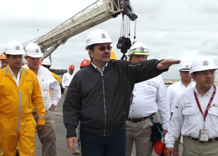 El director de Pemex, Octavio Romero, en visita de trabajo en Campeche (Foto: Pemex)