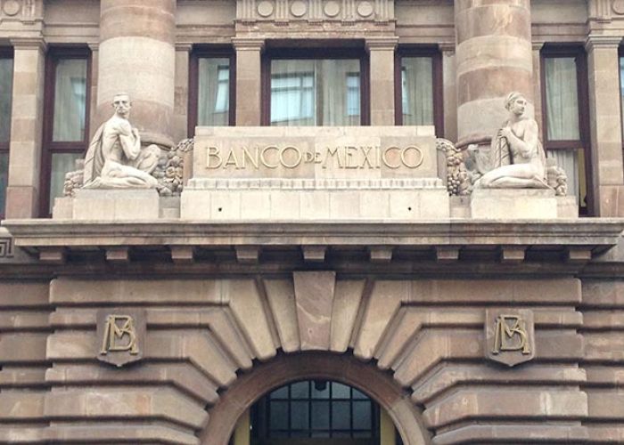Banxico recordó que el ajuste realizado a su tabulador de remuneraciones para 2019 fue en atención a lo expedido en septiembre de 2018. 