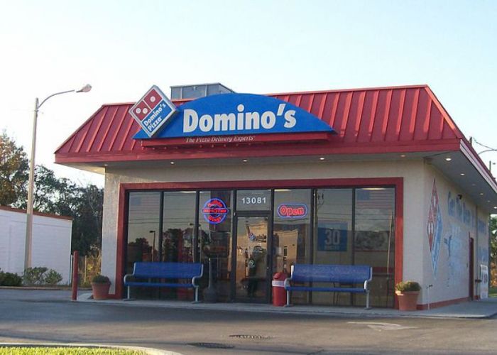 Domino's Pizza fue la primera franquicia que operó Alsea. Foto: Purplellamas01