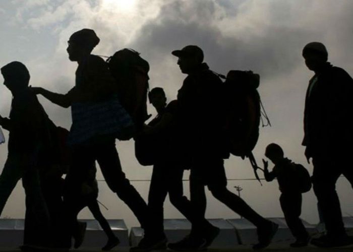 La población de mexicanos migrantes se concentra en California, Texas, Illinois y Arizona y, también, con presencia relevante en Nueva York y Nueva Jersey. Los mexicanos trabajan principalmente en agricultura (30.5%), construcción (19.5%), hotelería y recreación (14.5%), minería (6.3%) y servicios generales (5.6%)
