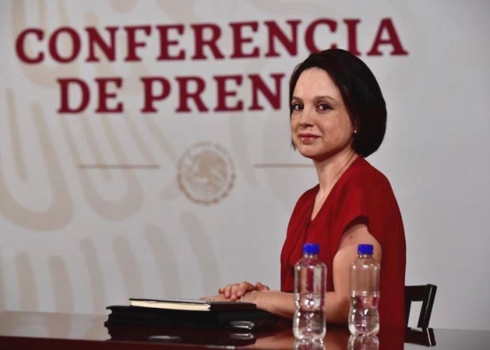 Galia Borja Gómez, Tesorera de la Federación, en conferencia de prensa sobre créditos a la palabra para reactivar la economía el 24 de abril del 2020 (Imagen: Twitter, Secretaría de Hacienda)