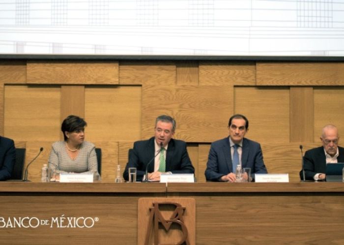 Los miembros de la Junta de Gobierno del Banco de México en la presentación del Informe Trimestral el 26 de febrero pasado (Foto: Twitter @Banxico)