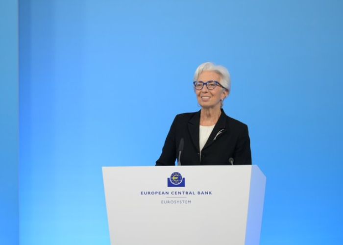 Christine Lagarde, presidenta del Banco Central Europeo, en conferencia de prensa sobre la política monetaria el jueves 11 (Twitter @ECB)