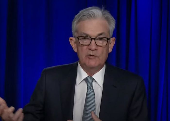 Jerome Powell, presidente de la Reserva Federal, en conferencia de prensa vía video esta tarde desde Washington (Foto: Twitter)