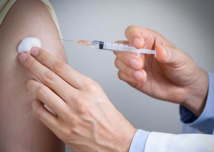 La FDA concluyó que los beneficios de la vacuna, superan por mucho cualquier peligro.