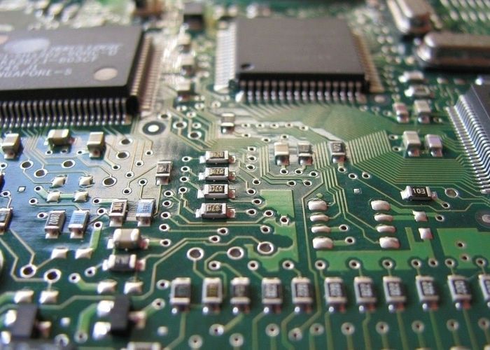 La escasez de semiconductores dará pie a un cambio en la cadena de suministro global en la industria (Foto: Pixabay)