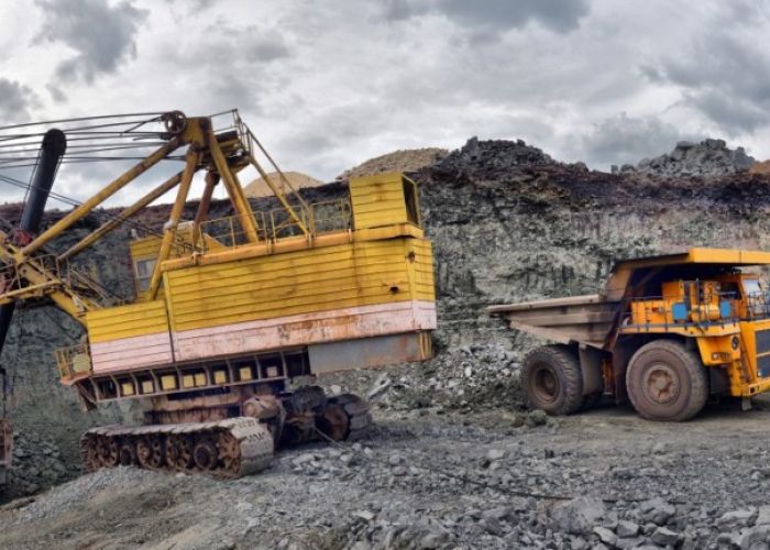 Extracción industrial en una mina. (Foto: Senado de la República)