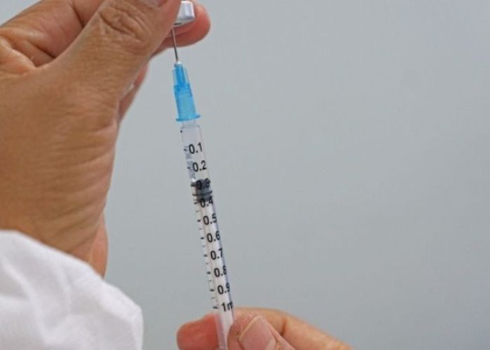 La OMS aprobó el uso de la vacuna COVAXIN en personas mayores de 18 años con cuatro semanas entre inyecciones. (Foto: OMS) 