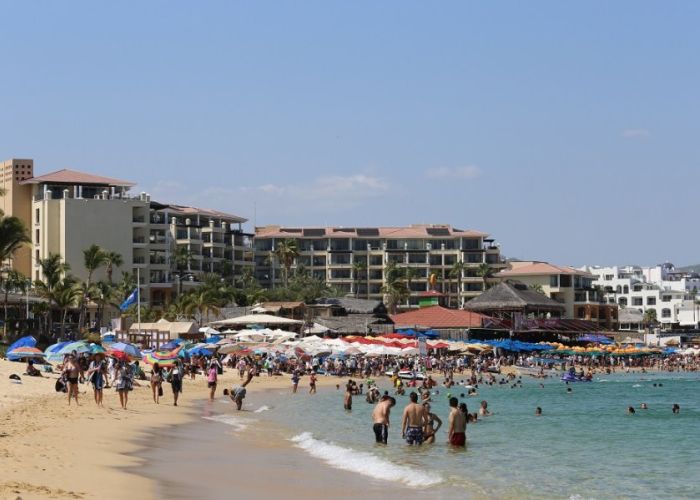 Playa en Los Cabos, Baja California Sur, uno de los pocos estados favorecidos por el mayor gasto de turistas extranjeros (Foto: Gobierno de Baja California Sur) 