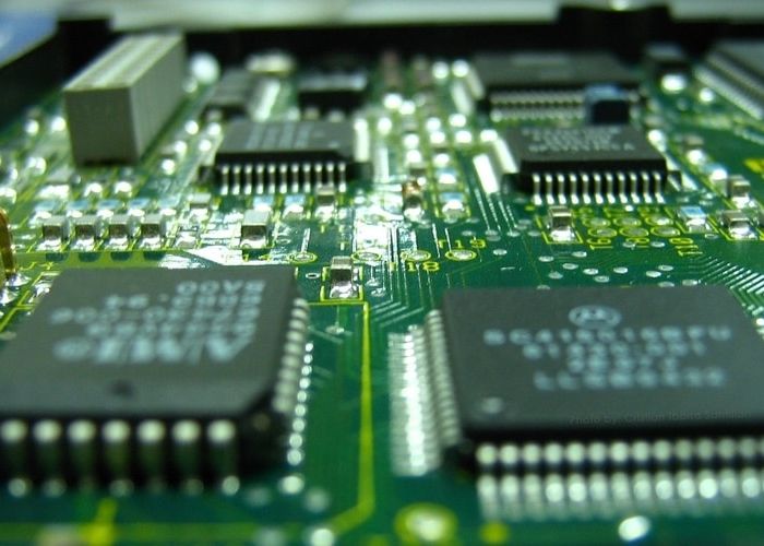 Solo en China y Taiwán, se empezarán a construir 16 fábricas de semiconductores entre 2021 y 2022 (Foto: Pixabay)