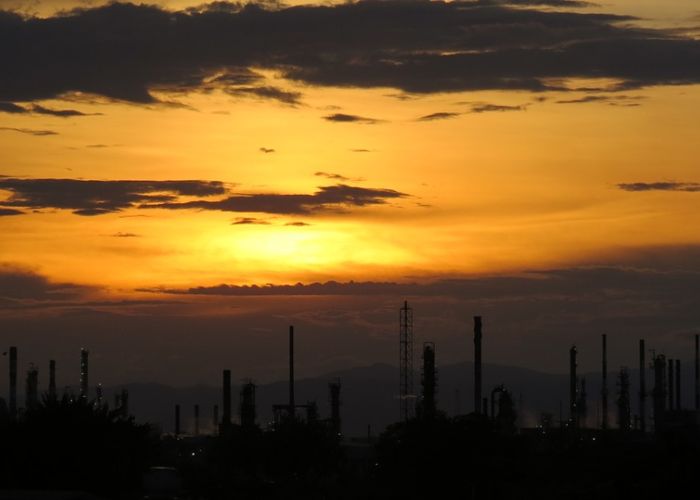 Panorámica de una refinería. (Foto: Pixabay)