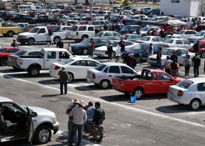 Tianguis de autos usados en Tulancingo, Hgo. (Foto: Gobierno de Tulancingo)