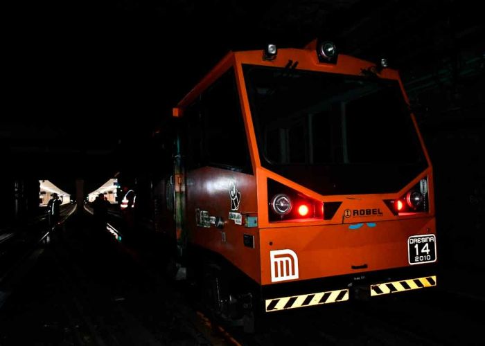 Línea 2 suspendida: Siguen problemas en el Metro de la CDMX