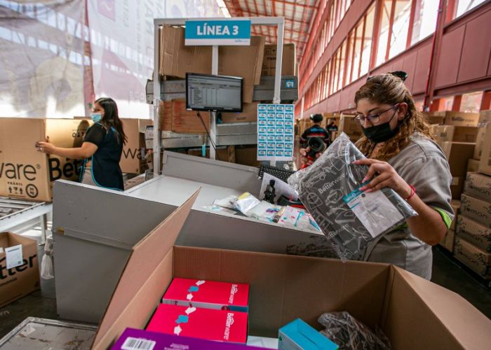 Las actividades secundarias y terciarias crecieron 0.9 y 1.0% trimestral en el II-T del año (Foto: Gobierno de Jalisco)